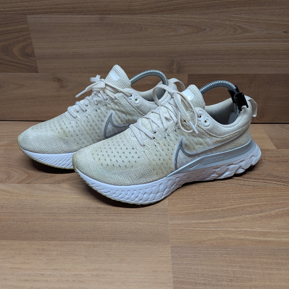 Nike React Infinity Run Flyknit 2 Women's Size 8.5 Shoes CT2423-102